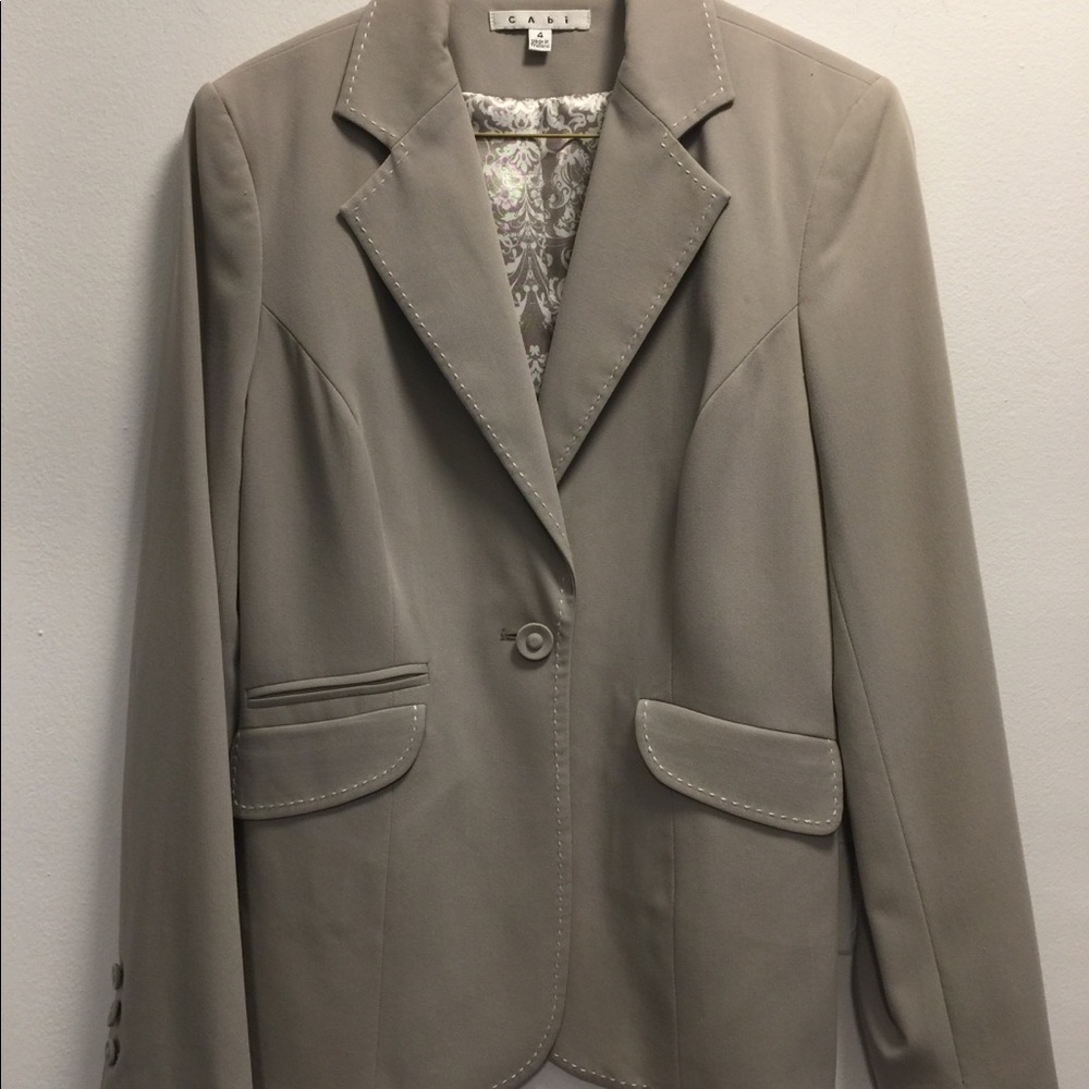 Cabi  Pant Suit Size 4/6 Like New